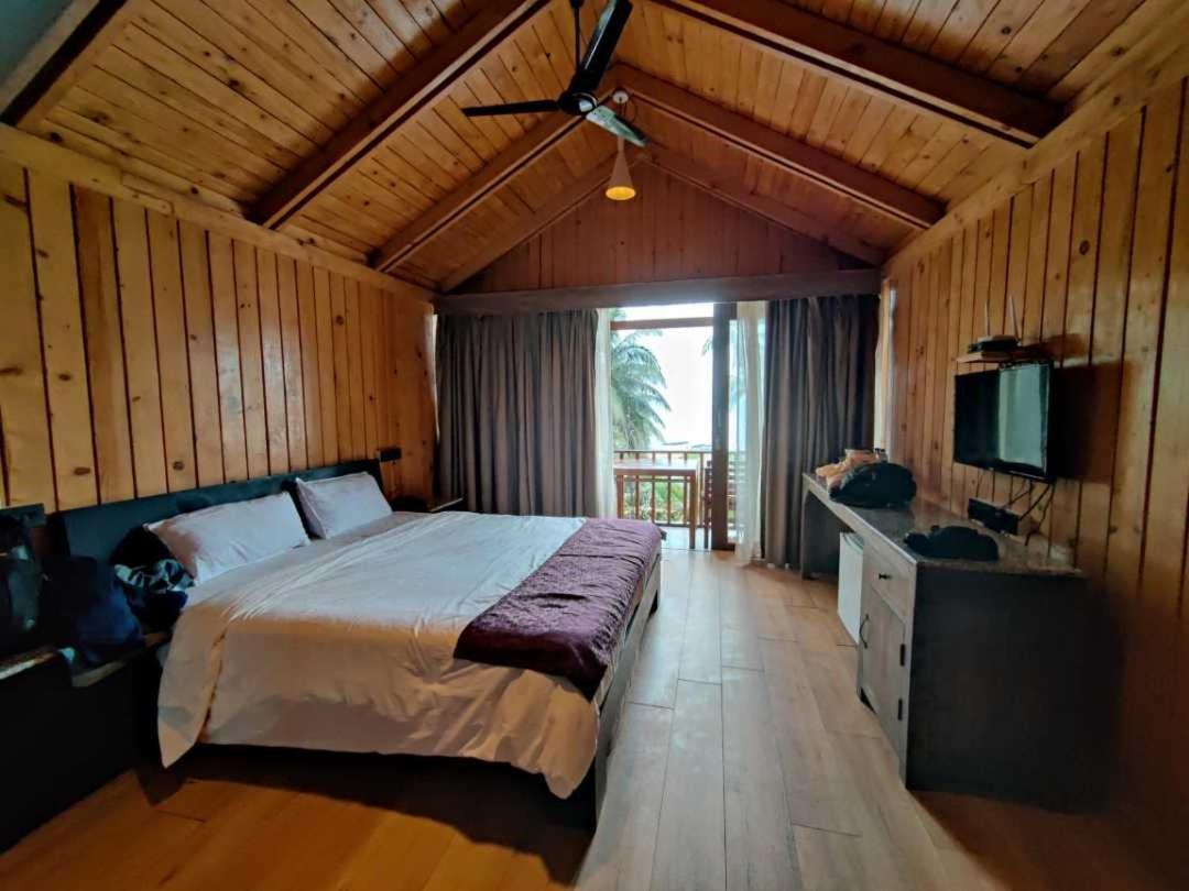 Flamingo Beach Resort GOA Екстериор снимка